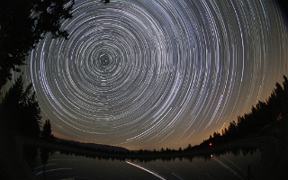 Startrails-Mikuz_2015-08-12.jpg